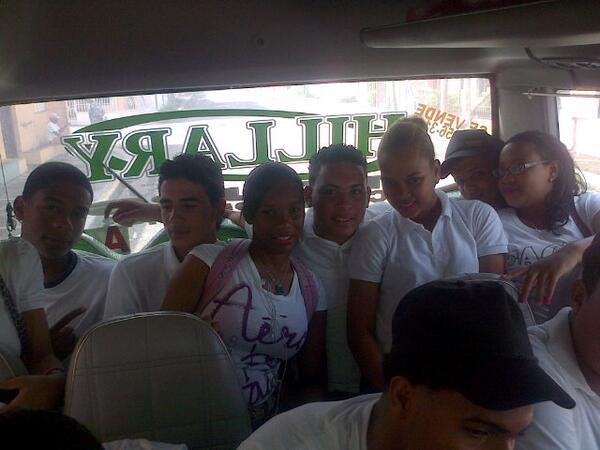 Frekitash24's tweet photo. El Coroo :D @kAtHezZ @Katez_Z @ladushi14 @Abelitoh15 :D &amp; etc http://t.co/jaIx4xuyIl