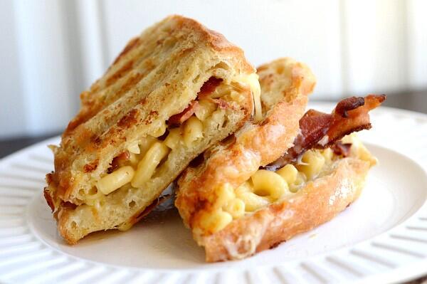 Today's special:  the Crave. Mac n cheese, cheddar, and bacon on ciabatta.