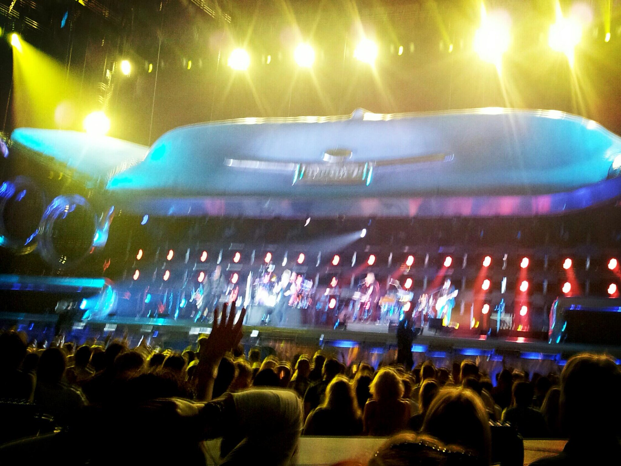 Twitter / pluttiplutt: @BonJovi ♡ #becausewecan ...