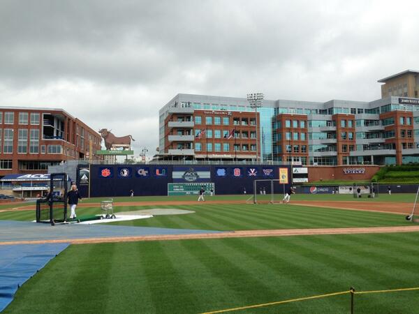 ACCBaseball's tweet image. Spotted at DBAP: #Noles are at the park MT @fsubaseballeq: We have arrived for our practice at 1pm! #FSUTBT  #ACCBASE