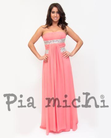 DressingRoomLDS's tweet image. Stunning pretty dress with beautiful sparkling jewels.  Also available in colbalt blue at YDR. We love it! #leedsprom