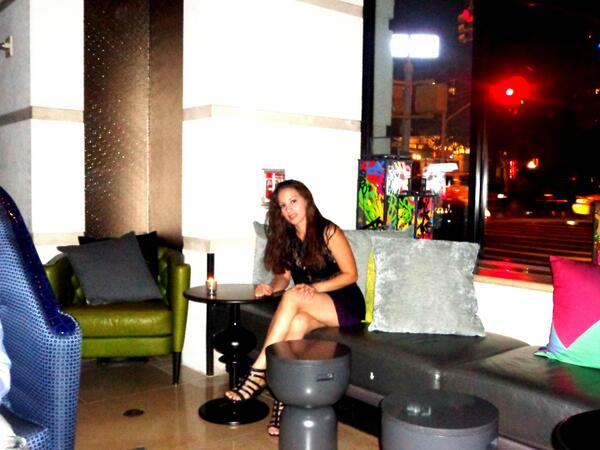 KittyFans4ever's tweet photo. W Hotel !!!! NYC ..... http://t.co/TunqSJk6pe
