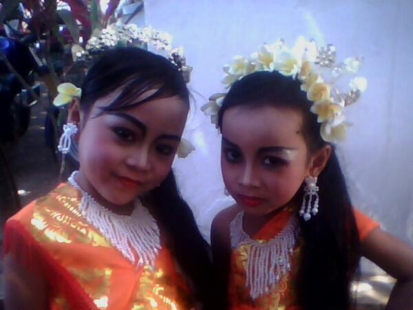 RH_Dee tweet picture