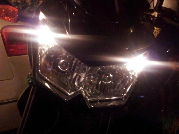 valtermo's tweet image. #z750 #zetina #kawasaki gli occhioni della mia bimba :-D