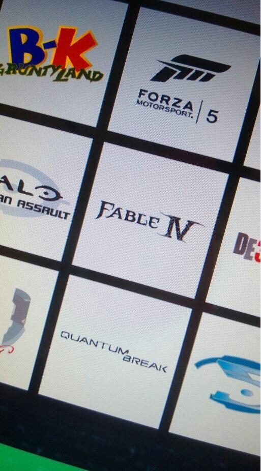 BL18HzECEAAm0Ux.jpg:large