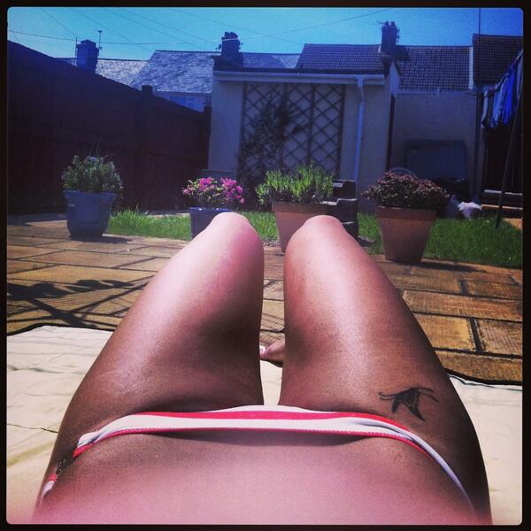 PhillipsAva's tweet photo. @jdmann09 wish u were here ! Boiling#lotsoflove 😘 http://t.co/fgXzoD3Q1t