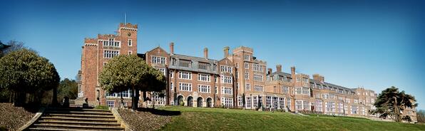 Selsdon Park Hotel tweet media