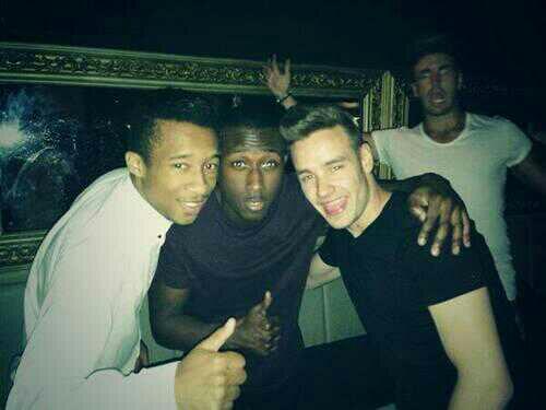 fakethefakeout's tweet image. 