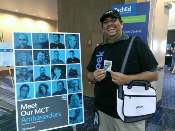 eronkelly's tweet photo. I found the Chief Geek at #teched http://t.co/pKgtSkzGUS