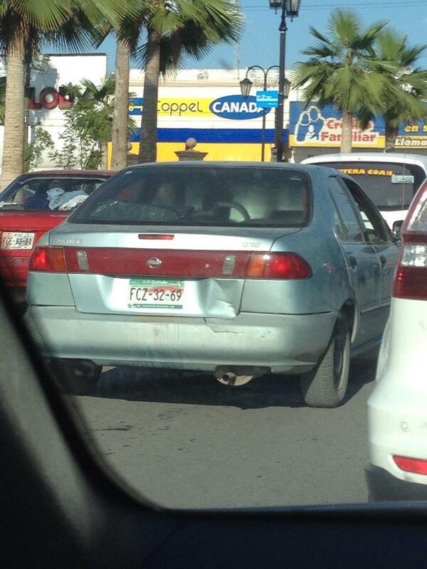 yolisHury's tweet photo. “@CinddyHr: El dueño de este coche se me atravesó, se bajó y me insulto en pleno centro de la ciudad #monclova http://t.co/AUnmTRlv59”