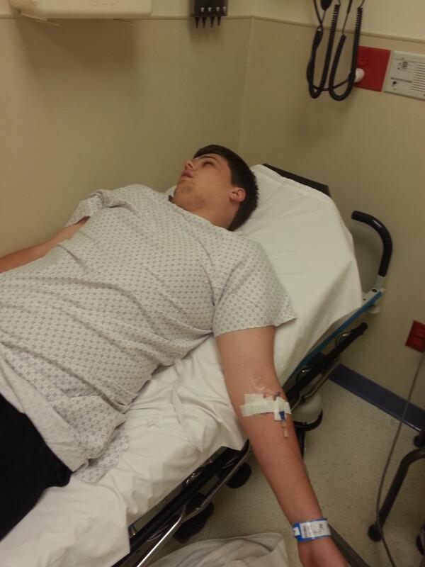 Anderson_Rand's tweet image. At the emergency room, it's been three hours.  #bestdayever