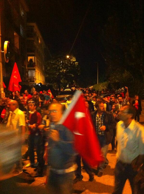 HuseyinAygun62's tweet photo. En az 25 bin kişi Ayrancı'ya geldik, insan seliyiz.. http://t.co/aEwfjT6dzV