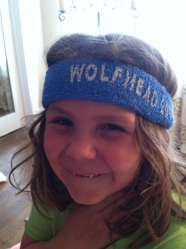 JoeHickman's tweet image. #bea13 wolfhead swag. cc @mtaeckens @jynnnne @riverheadbooks @LizHohenadel @foxyhedgehog