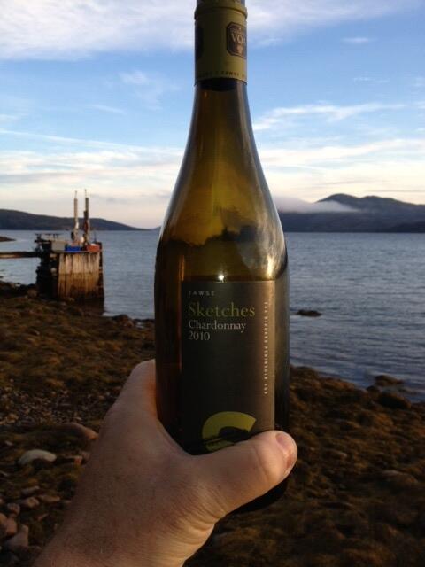 Alan Doyle takes Sketches Chard to a picnic at the beach in Petty Harbour nfld #i4c2013 <a href="/NLtweets/">NewfoundlandLabrador</a> <a href="/canadascope/">Canadascope</a> #VQA