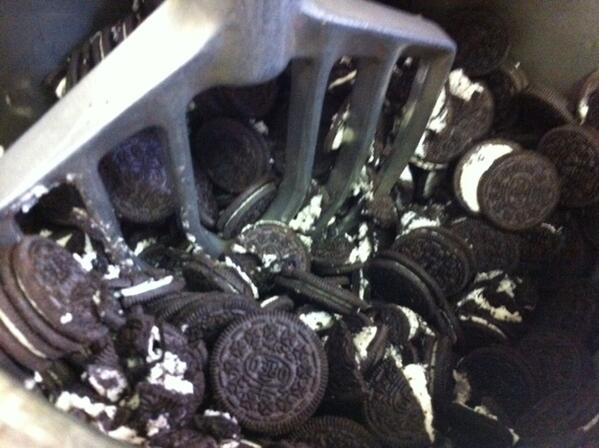 sfschool's tweet photo. two mud pie... http://t.co/aPphq0AhSg