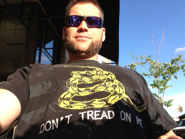 LukeScottOP's tweet photo. Got some thumbs up for the shirt?! http://t.co/AdOF0nh6ug