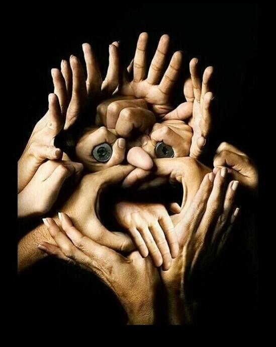 chrizterix's tweet photo. Keren banget mas.. Kreatif bgt.. RT "@arbainrambey: Cek nalar: ini murni pemotretan atau oldig? http://t.co/CzONm9Gldh"
