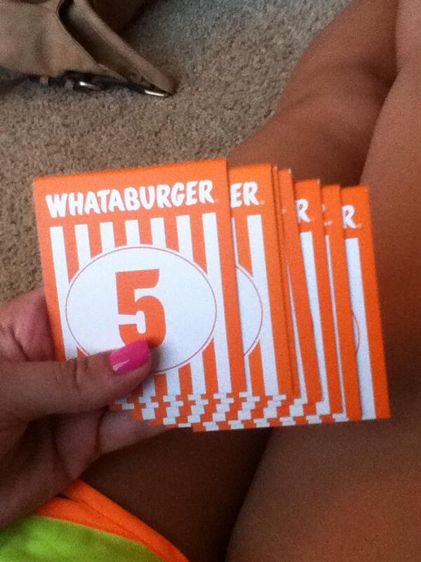 Annaaa_kay's tweet image. Getting quite the collection!👌👌 #sorrywhataburger #7down