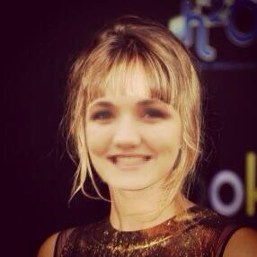 megastegosaurus's tweet image. Can't you see it #splittingimage #faceinahole #hahahaha