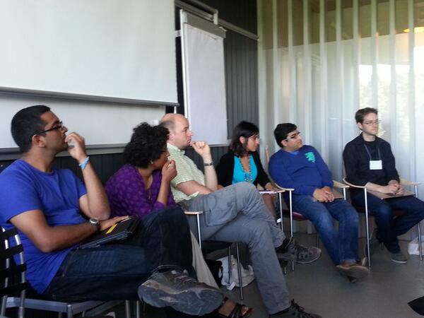 TahaYasseri's tweet image. Aaron Clauset, Nitesh Chawla, Marta Gonzalez, Ingo Scholtes, Sanjukta Bhowmick, Dhaval Adjodah #SocialD #NetSci13