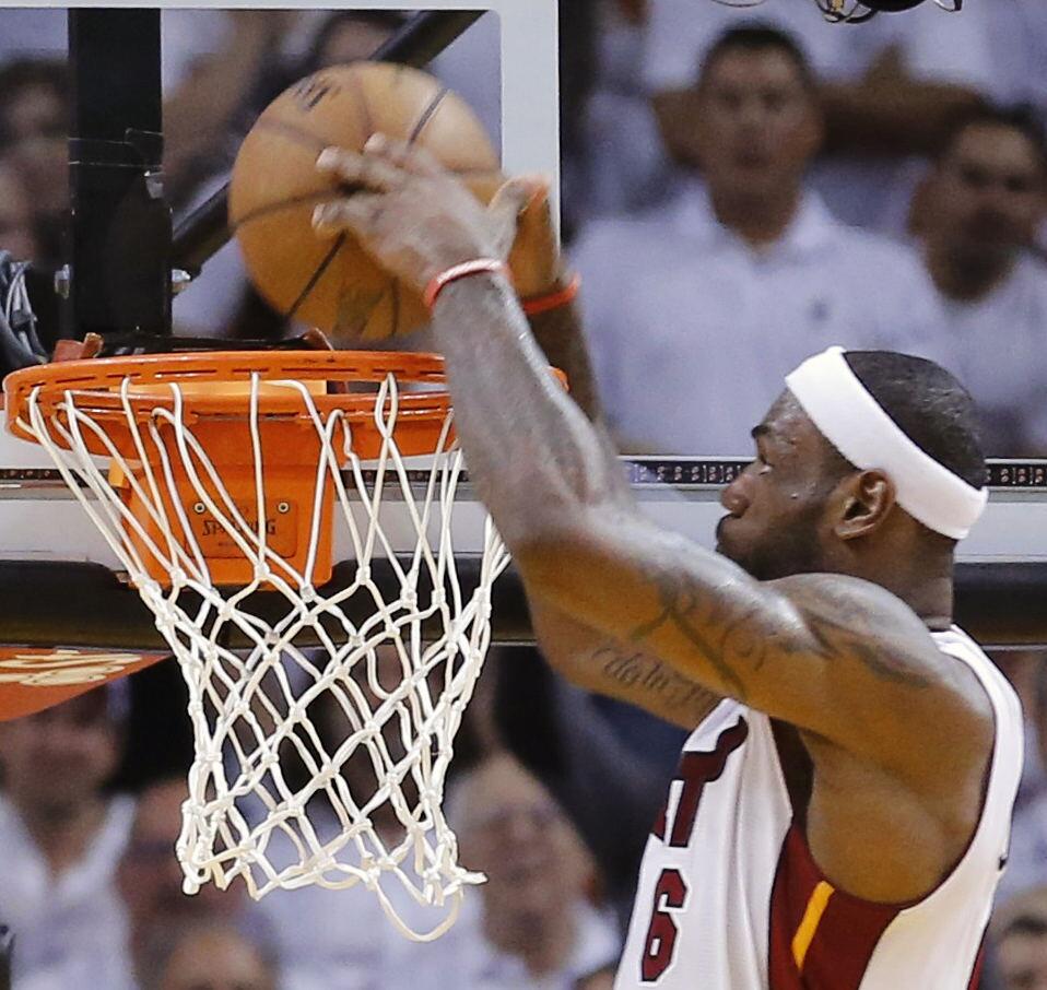 Photo: LeBron James Plays Above The Rim . LeBron Jamess. (Credit: Twitter)