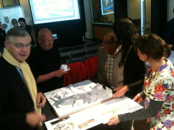 BAI_DenBosch's tweet photo. Prijswinnaars 2012 RESETHeetmanplein hebben hun ontwerp gepresenteerd tijdens inspiratieavond @shertogenbosch http://t.co/lUOqM8GBkD
