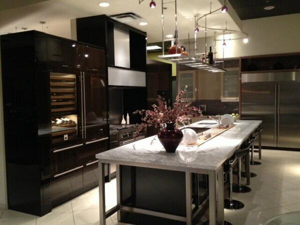 serviciosubzero's tweet photo. Tu hermosa cocina necesita servicio?llamanos somos especializados y autorizados @ColLindavista http://t.co/uXMfK30MV0