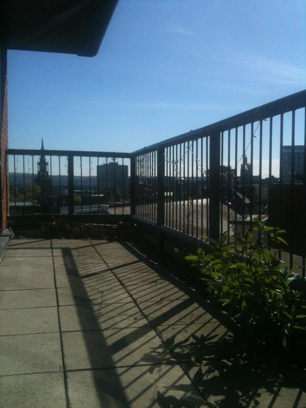 EmiilyGraham's tweet photo. Sitting on my balcony in the sun. http://t.co/Z0i6NJ2R6M