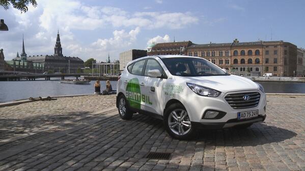 Hyundai tweet picture
