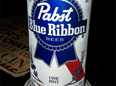 redblackandflat's tweet photo. $1.50 PBR, $5 draft pitchers at Kong's Bar 7pm-2am today (http://t.co/YguAZTrbcs) http://t.co/z7dbv8VXTa