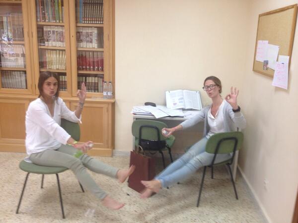 rocioramirezvc's tweet photo. ¿Pies? ¿Zapatos? ¿O @AcuEstephen ? http://t.co/Pxfco7ORpN