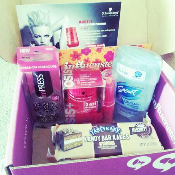 ishahxbeauty's tweet image. Got my #SpringVoxBox from @Influenster! #Applelicious #WhiteMarksFail #OSiSLove #TastyKake #imPressRevolution