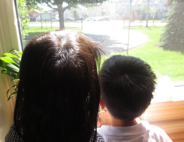 richlandacad's tweet image. PHOTO DAY 70: Observing outside our window.  #PreKClass  #reggioapproach