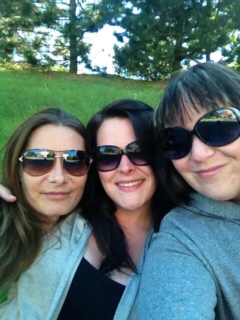 WI_LLOW's tweet image. @DonnieWahlberg found out the show is cancelled but we are still here.... Are #hugs still available?