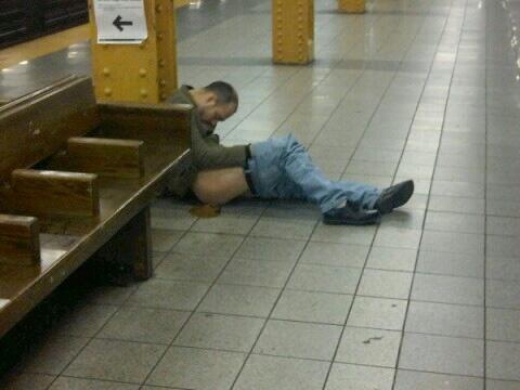 MikeLyons91's tweet image. @Huntermoore seen this guy on the way home from a night out #Manchester #FuckedIt #ShitHimself