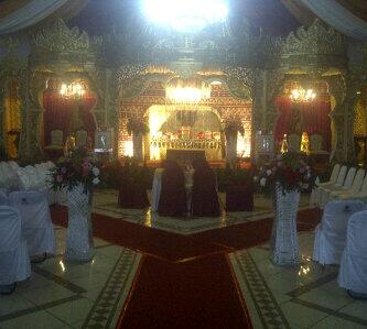 Ti_Tasik's tweet photo. wedding fenty &amp; kolki at balepanghegar hotel mandalawangi #TITASIKweddingorganizer http://t.co/4uGNwQr5Iv