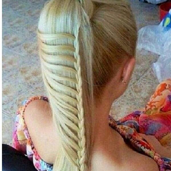 bella814's tweet photo. I want to learn how to do this with my hair when it gets longer❤😍 http://t.co/MqiF5RwFFD