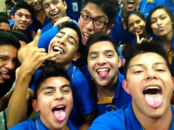 KikeeViveros's tweet image. Donde estan mis perras ebriaas! #LosAmo #ciki #Melasudan #Losdemas  @Chaarlie_Garza @Hectorbp18