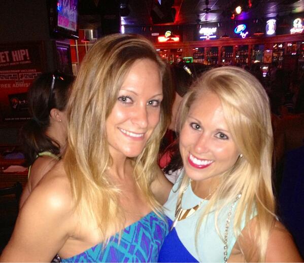 MegGift's tweet image. @tinadab #reunited #gettingaggressive