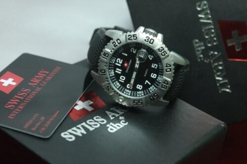 grosir_jam's tweet photo. SA Original HCC1184G 510rb+Box Original http://t.co/d2zEv959Ls