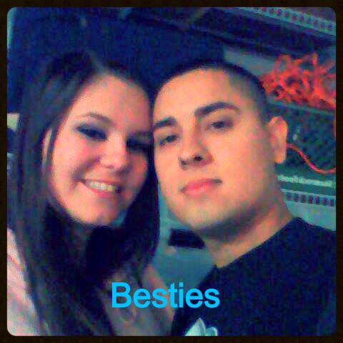 Besties for life!! http://t.co/7xRTEnJpIA<a href="/tag/bestielove"class="tags"><span>#bestielove</span></a>