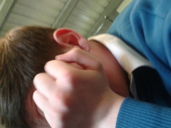 deana_devane's tweet image. david study hard ha