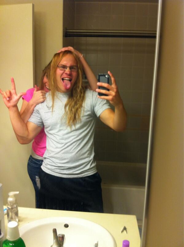 fishbaugh77's tweet photo. LOL. http://t.co/G0lap5yIPW