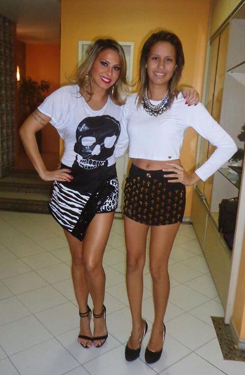 EricaCasimiro's tweet photo. Não sei como expressar o meu carinho e o meu amor por você, minha deusa <3 @Alinne_Rosa http://t.co/tS94dCb7PS