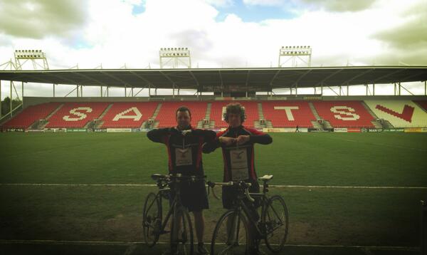 cycleforjack's tweet photo. Picture from @StHelensRLFC earlier, tweet never went through, thanks to the guys for the signed ball! http://t.co/7nv1aUS7qR