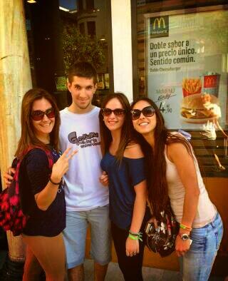 GymkanaUS's tweet photo. "@Mari_LaLe9: Margaritas Margaré y Lebri :) @GymkanaUS @adrggue @Mollatosa3 :) http://t.co/kIZIjTaXI4" @juanma5858
