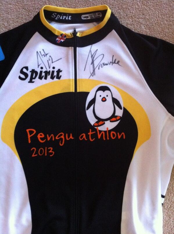 penguathlon's tweet photo. A massive thanks to Yorkshire’s own @AliBrownleetri &amp; @jonny_brownlee  for supporting us with a signed jersey http://t.co/I6zkjtUsf0