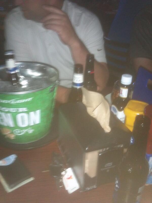 FakeRayTimmons's tweet photo. Fuck john enger and fuck that #BOGObelt switcher.. Been at blarney stone since sat. who waiting for him @corkball19 http://t.co/McV09xqTyB
