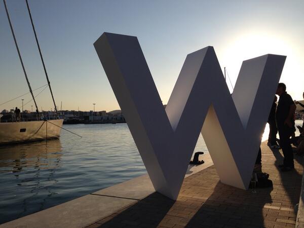 antexploring's tweet photo. #whotels #whosintown http://t.co/T5Xbk0mvTE