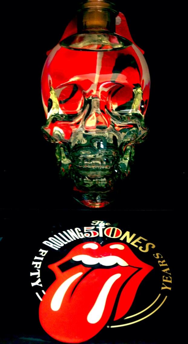 TorontoVino's tweet photo. @crystal_head #vodka celebrates @RollingStones 50th Anniversary gift pack! Available Queens Quay #lcbo @SelectWinesTO http://t.co/OOYpKMXJOn